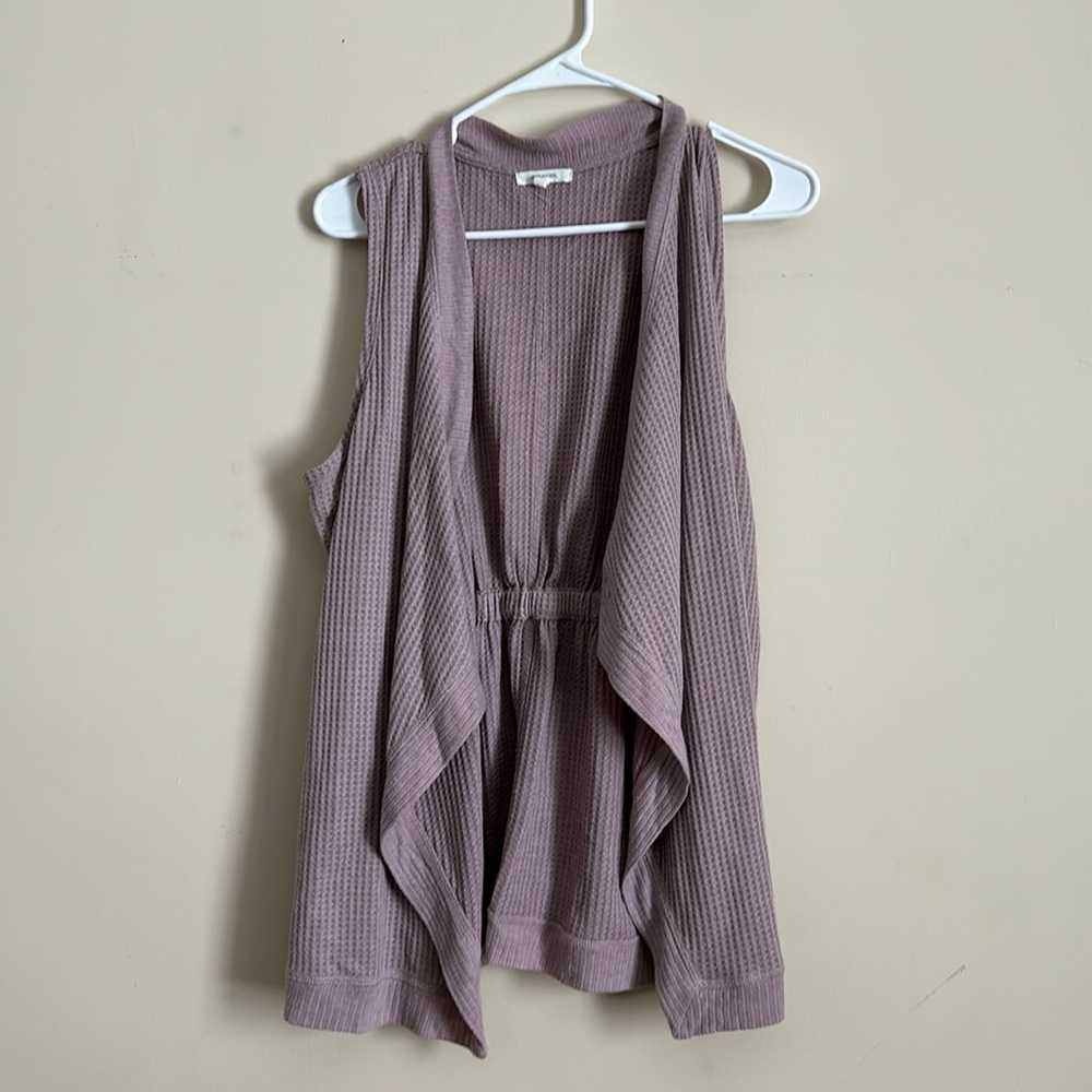 Women’s sleeveless cardigan/vest, purple, large